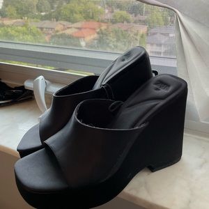Brand new Zara platforms